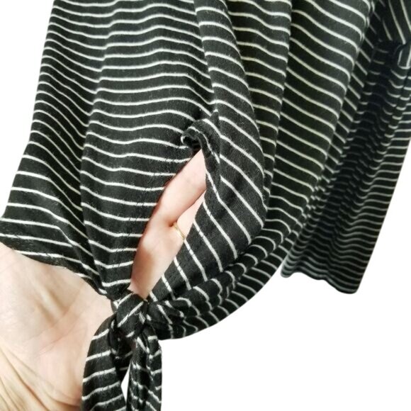 Lumiere Size M Striped Black & White Long Sleeve Top Tie Hem Casual Basic Boxy - Picture 6 of 10